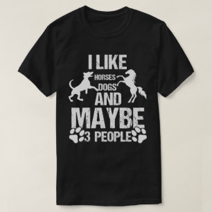 Camiseta Eu Gosto De Cães De Cavalo E Talvez 3 Pessoas Cava