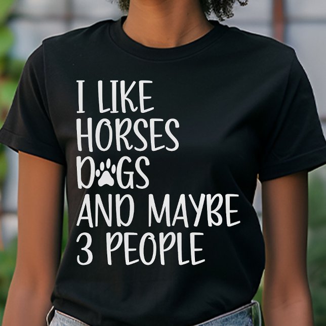 Camiseta Eu Gosto De Cães De Cavalo E Talvez 3 Pessoas Engr (Criador carregado)