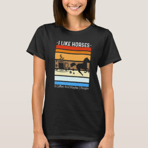 Camiseta Eu Gosto de Cavalos e Café e Talvez 3 Pessoas  Cav