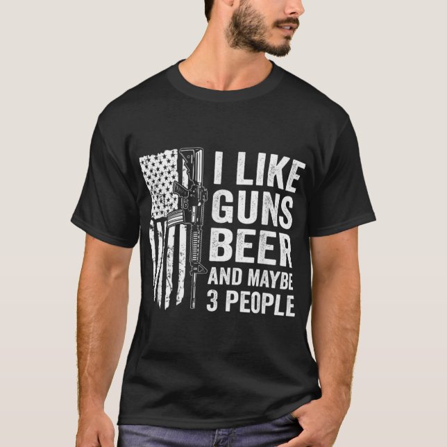Camiseta Eu Gosto De Cerveja De Armas E Talvez 3 Pessoas -  (Frente)
