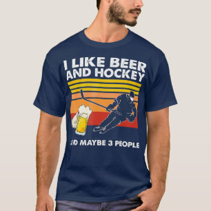 Camiseta Eu gosto de cerveja e hóquei talvez três pessoas