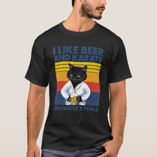 Camiseta Eu Gosto de Cerveja e Karatê e Talvez 3 Pessoas G