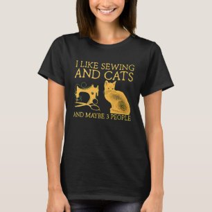 Camiseta Eu Gosto De Costura E Gatos E Talvez 3 Pessoas Cos