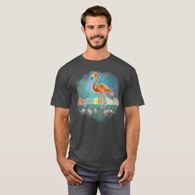 Camiseta Eu Gosto de Flamingos -Eles Não São Como Eu  (Frente Completa)
