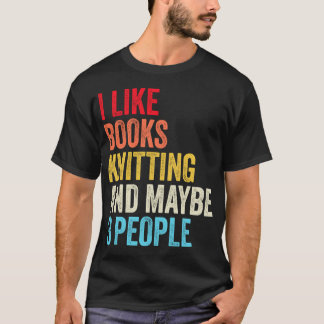 Camiseta Eu Gosto de Livros de Tricô e Talvez de Três Pesso