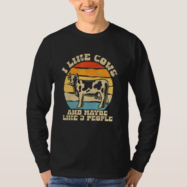 Camiseta Eu Gosto De Vacas E Talvez Como 3 Pessoas De Fazen (Frente)