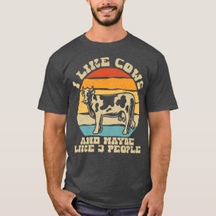 Camiseta Eu Gosto De Vacas E Talvez Como 3 Pessoas De Fazen