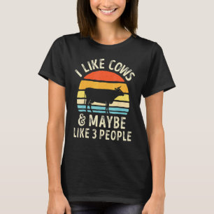 Camiseta Eu Gosto de Vacas E Talvez Goste de 3 Pessoas Faze
