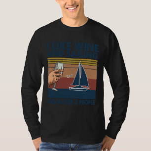 Camiseta Eu Gosto De Vinho E Veleja Talvez 3 Pessoas