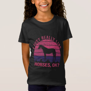 Camiseta Eu gosto muito de cavalos em T-Shi roxo rosa e pro