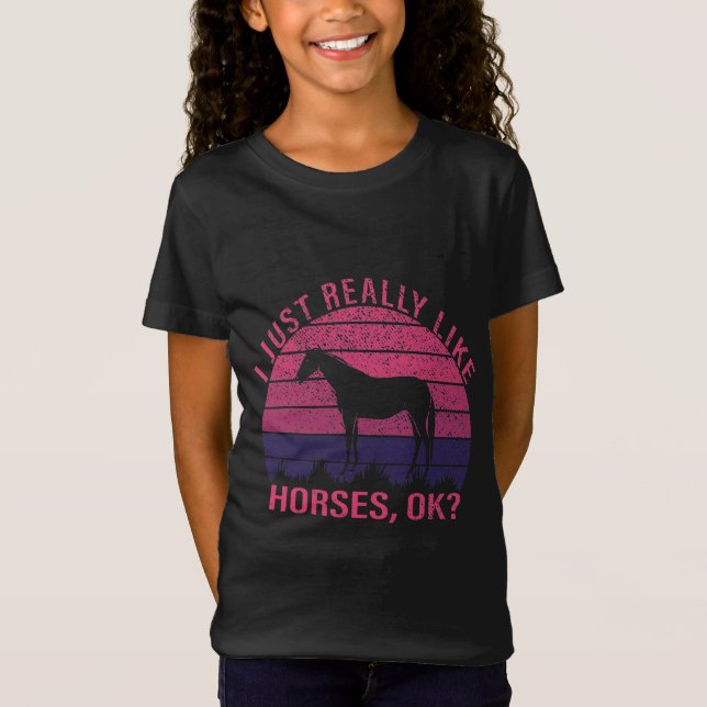 Camiseta Eu gosto muito de cavalos em T-Shi roxo rosa e pro (Frente)
