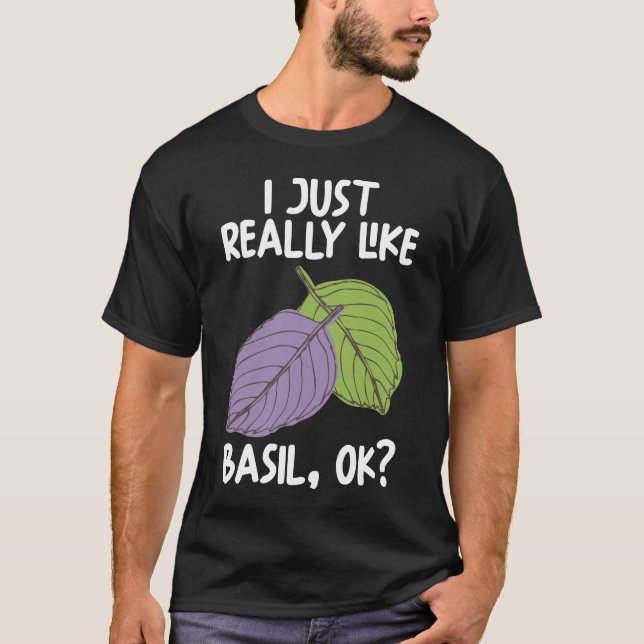Camiseta Eu Gosto Muito Do Basil. (Frente)