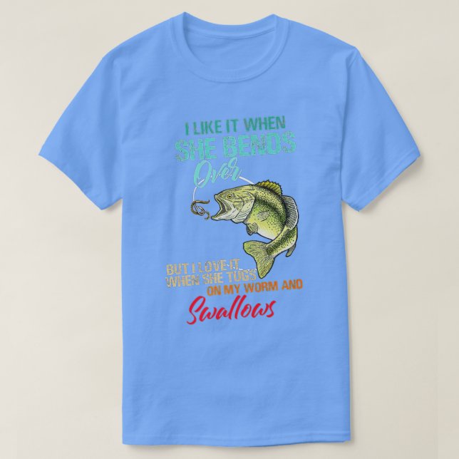 Camiseta Eu Gosto Quando Ela Se Aproxima, Mas Amo O Verme E (Frente do Design)