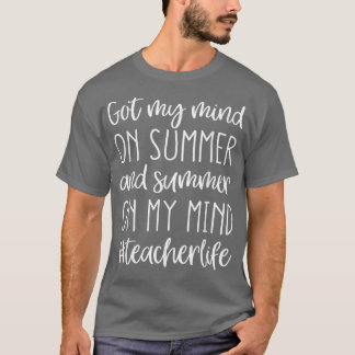 Camiseta eu me decidi no verão e no verão em minha mente Te