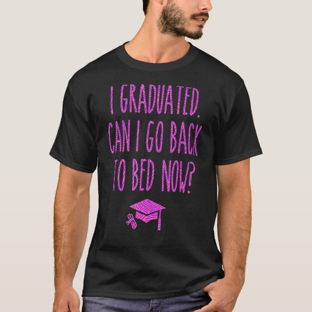 Camiseta Eu Me Formei Posso Voltar Para A Cama Agora, Gradu (Frente)