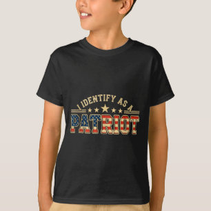 Camiseta Eu Me Identifico Como Uma Bandeira Americana Patri