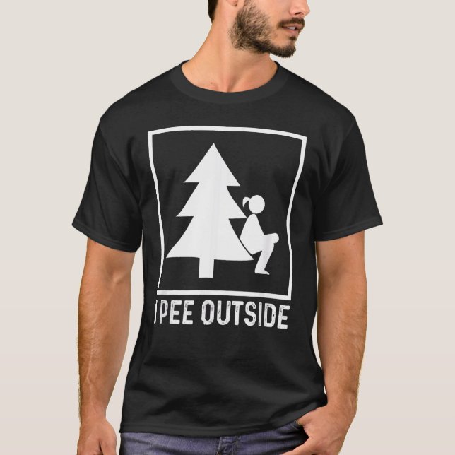 Camiseta Eu mijo fora da moça Sinal engraçado acampamento s (Frente)