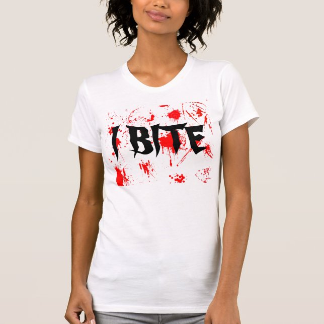 CAMISETA EU MORDO (OS VAMPIROS) (Frente)