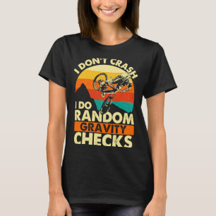 Camiseta Eu Não Bato Eu Faço Verificações Aleatórias de Gra