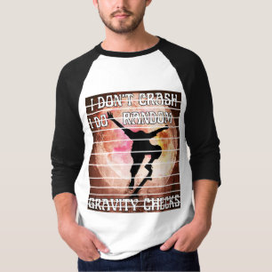 Camiseta Eu não caio, eu faço verificações aleatórias de qu