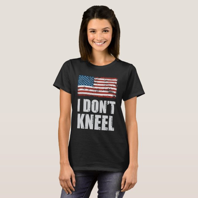 Camiseta Eu não conheço #Stand MAGA Respeite a bandeira dos (Frente Completa)