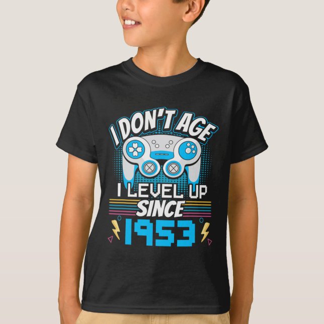 Camiseta Eu não envelheci eu me nivelo desde 1953 jogando 7 (Frente)