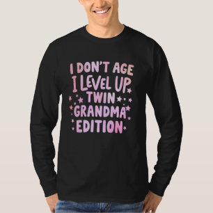 Camiseta Eu Não Envelheço Eu Subo de Nível Edição Avó Gêmea