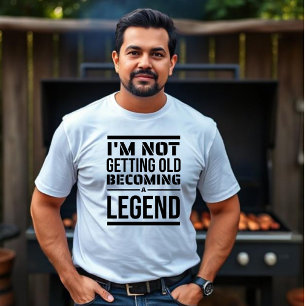 Camiseta Eu não estou ficando velho, me tornando uma lenda