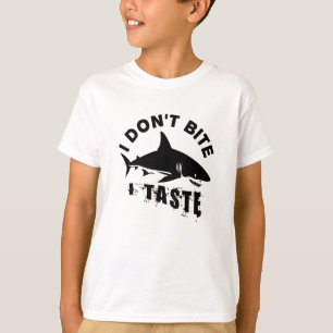 Camiseta Eu não mordo gosto - citação do asfalto de tubarão