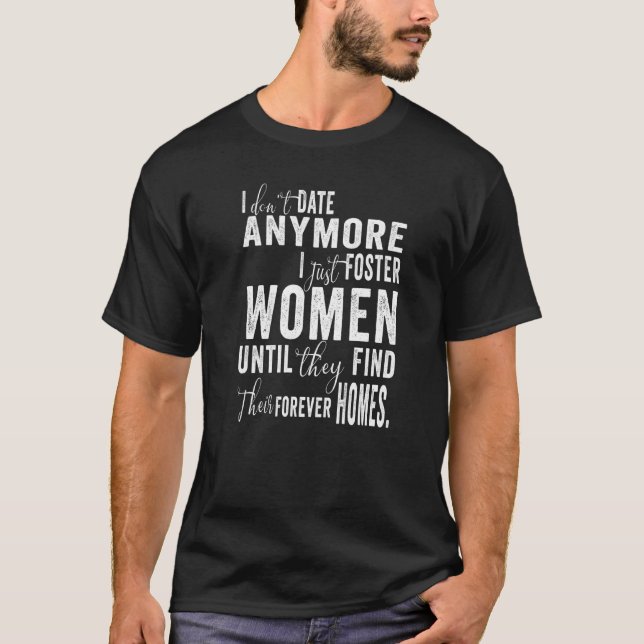 Camiseta Eu não saio mais Eu apenas encorajo as mulheres (Frente)