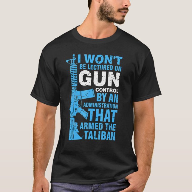 Camiseta Eu não serei ensinado no controle de armas por uma (Frente)