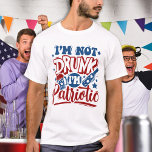 Camiseta Eu não sou Bebado eu sou Patriótico Engraçado 4 de<br><div class="desc">Não sou Bebado de ser Patriótico! 🍺 caso alguém pergunte, não apenas mostre sua camisa a eles! 😂 Estas camisas patrióticas engraçadas são perfeitas para a sua reunião de família militar ou para a celebração do dia 4 de julho. 🇺 🇸 ver nossa coleção de reunião militar da família, convites,...</div>