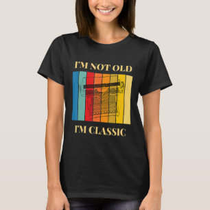 Camiseta Eu não sou velho, sou a máquina de escrever clássi