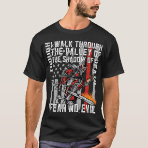 Camiseta Eu não temo nenhum cruzado mau do sapador-bombeir