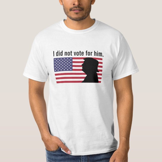 Camiseta Eu não votei em Trump (Frente)