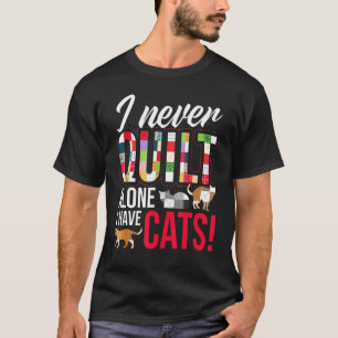 Camiseta Eu Nunca Me Inclino Sozinho Eu Tenho Gatos Costura