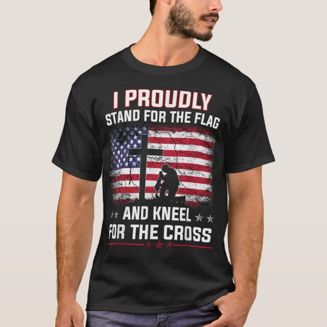 Camiseta Eu Orgulho-Me Por Bandeira E Kneel Para O Cro (Frente)