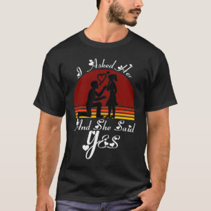 Camiseta Eu Perguntei A Ela E Ela Disse Sim, Casais Românti