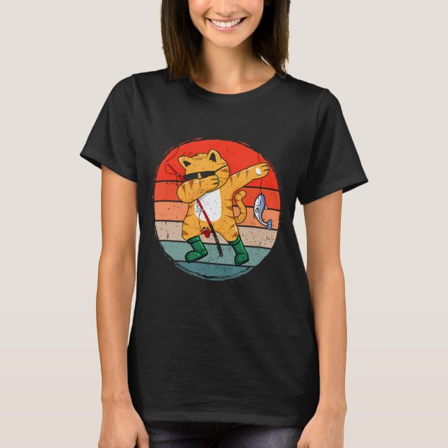 Camiseta Eu pesco bagre Tudo é isca (Frente)