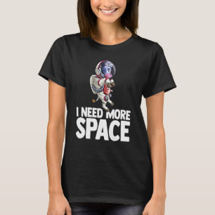 Camiseta Eu Preciso Mais Espaço Astronauta Vaca Geek de Ciê