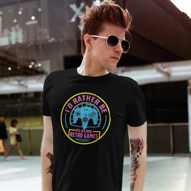 Camiseta Eu Preferencialmente Jogando Jogos Retroativos - C (Criador carregado)