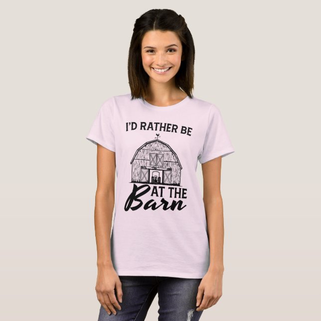 Camiseta Eu Preferiria Estar No Celeiro    (Frente Completa)