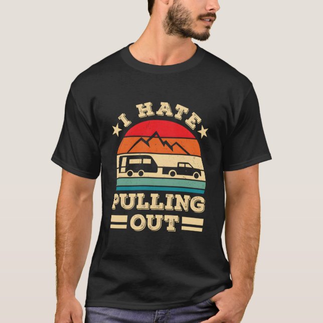 Camiseta Eu Puxando Meu Trailer de Camping (Frente)
