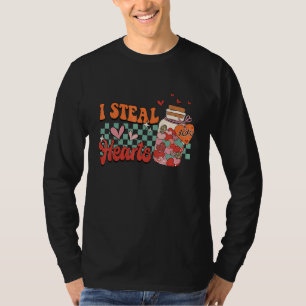 Camiseta Eu Roubo Corações Xoxo Retro Groovy Dia dos Namora