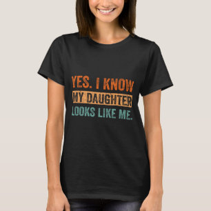 Camiseta Eu Sei Que Minha Filha Se Parece Com Mães De Natal