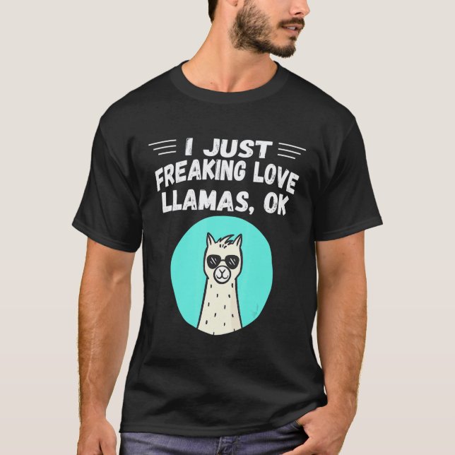 Camiseta Eu simplesmente amo muito lhamas ok piada besta (Frente)