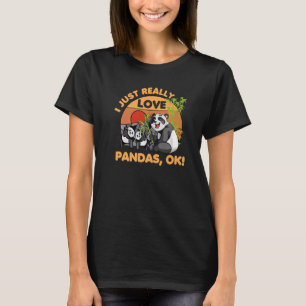 Camiseta Eu Só Amo Muito Pandas Ok Animal Urso Retro
