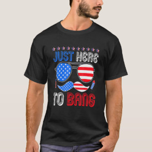 Camiseta Eu Só Estou Aqui Para Pegar A Bandeira Dos Eua Ócu