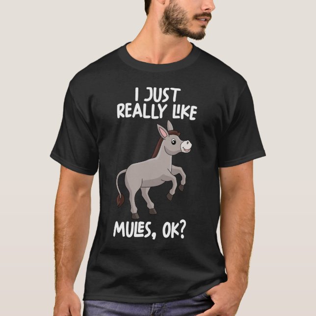 Camiseta Eu Só Gosto Muito De MULTAS Ok (Frente)