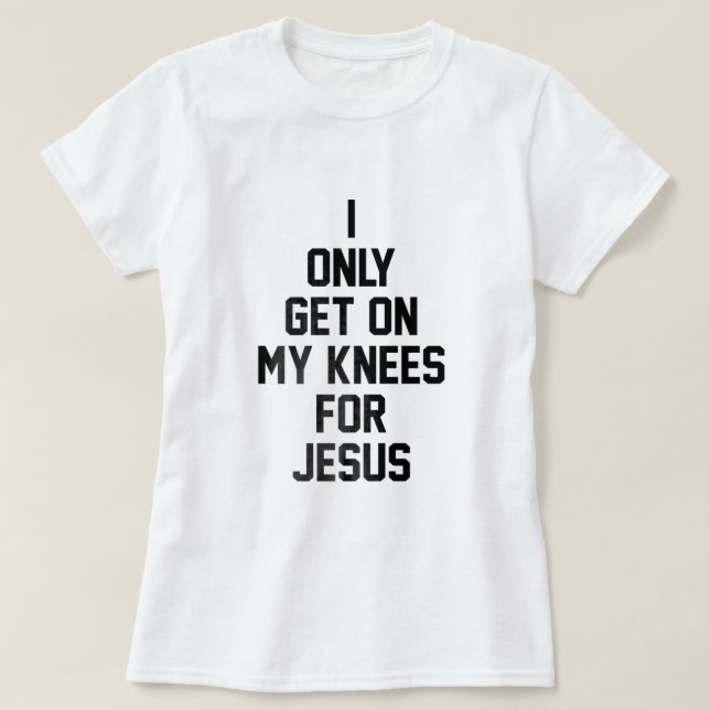 Camiseta Eu Só Pego Nas Minhas Festas Por Jesus (Frente do Design)